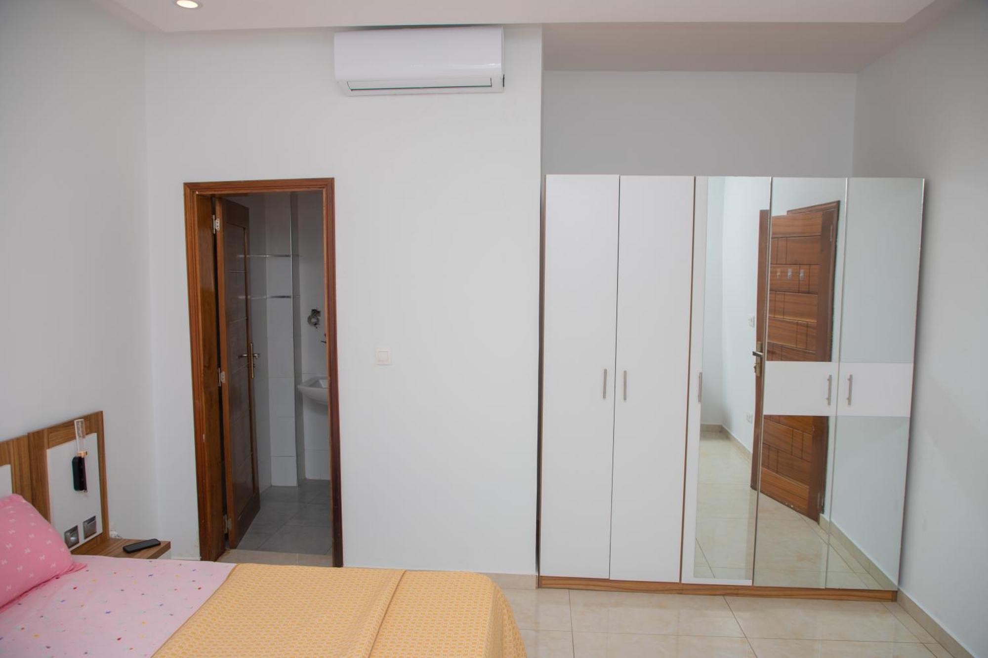 Residence Teranga Immo Luxe Residence Ndoumbe Sylla Dakar Exteriör bild