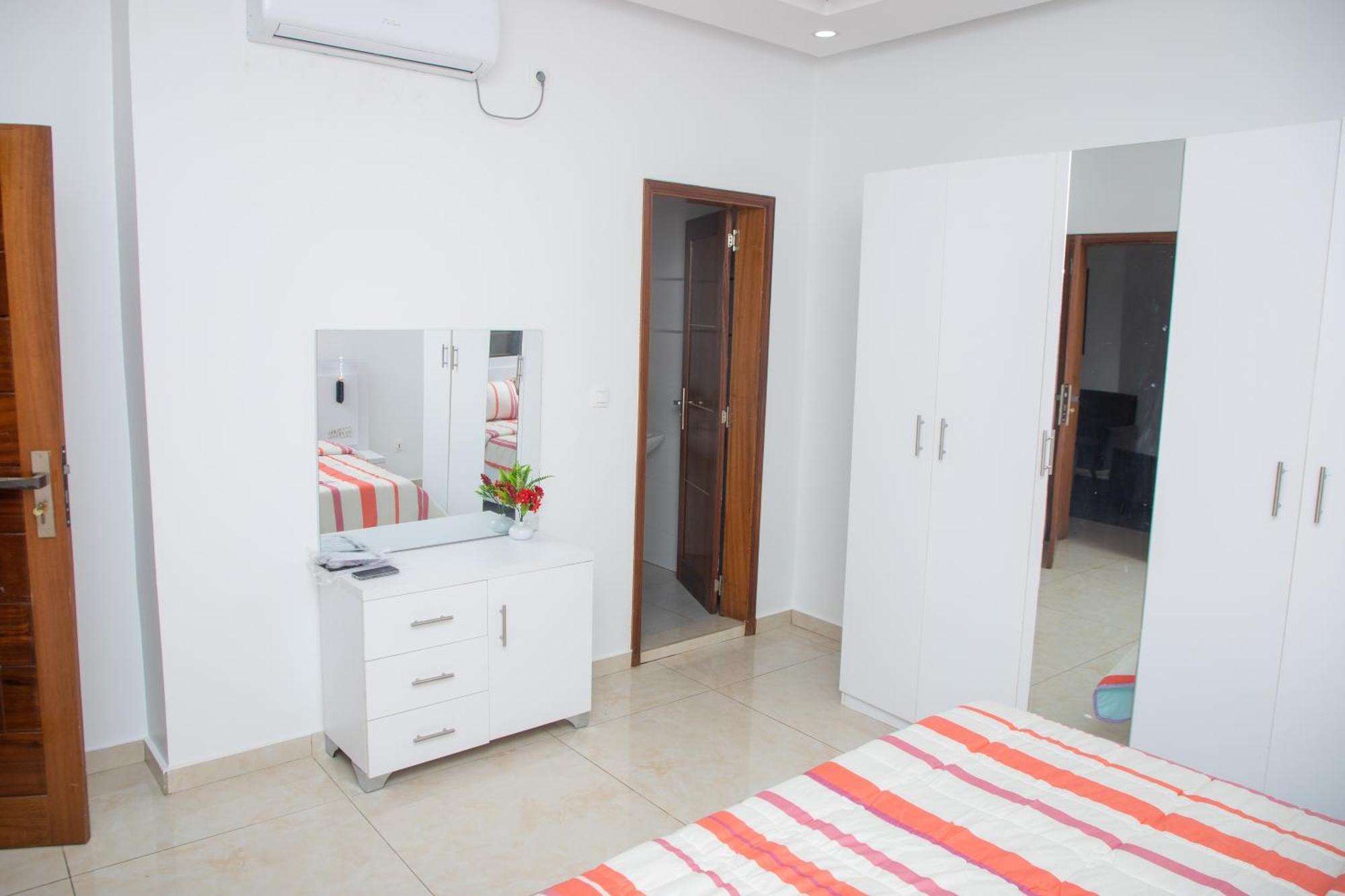 Residence Teranga Immo Luxe Residence Ndoumbe Sylla Dakar Exteriör bild